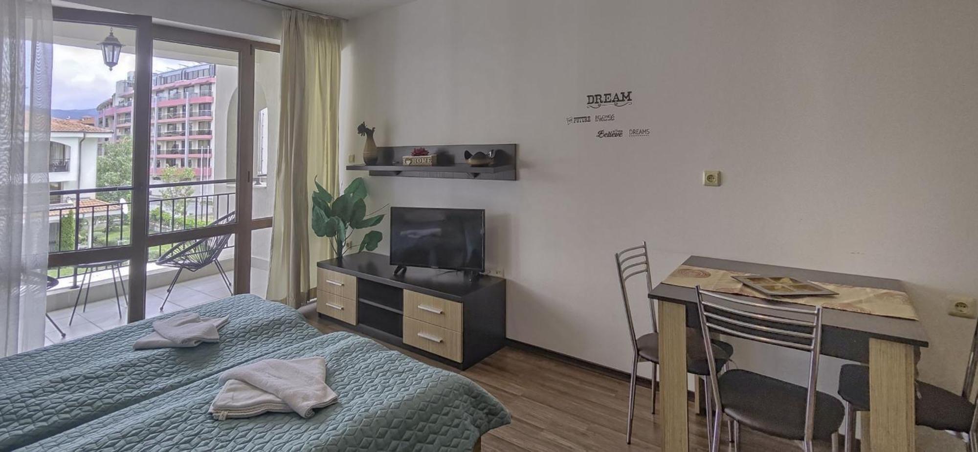 Chateau Del Mar Holiday Apartments Słoneczny Brzeg Zewnętrze zdjęcie